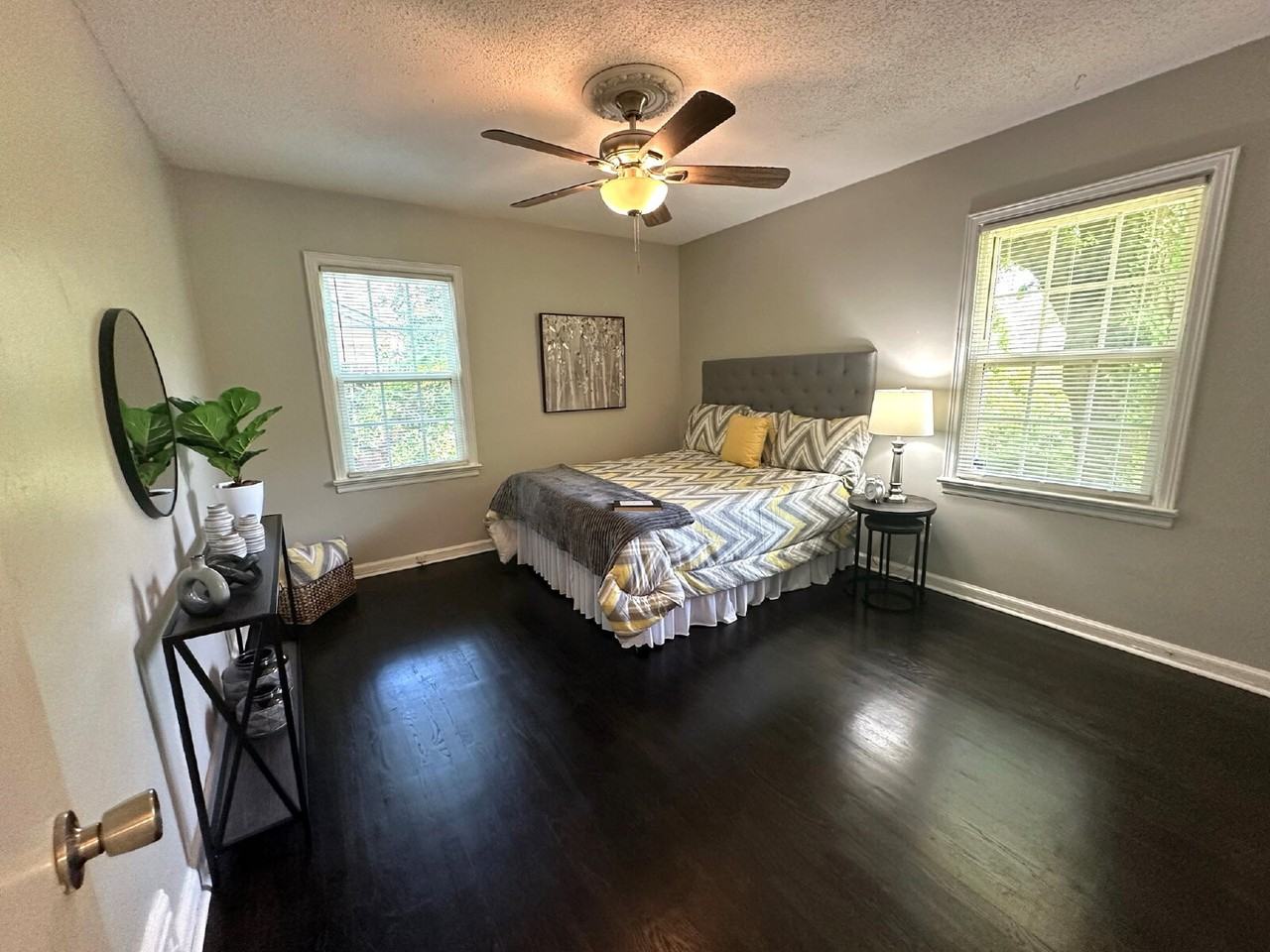 1900 Meadow Ln - Photo 6 of 27