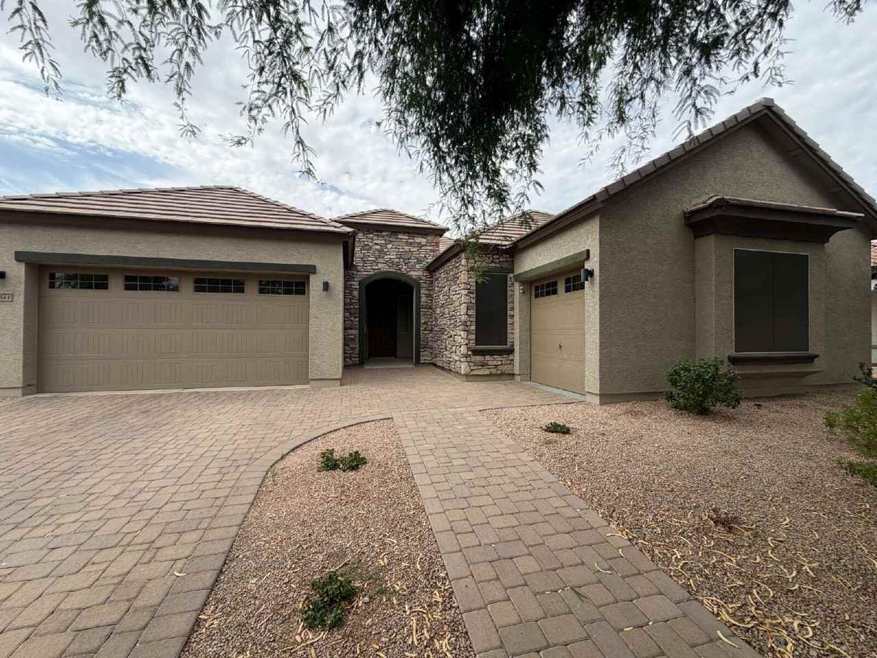 22377 E Sentiero Dr - Photo 3 of 31