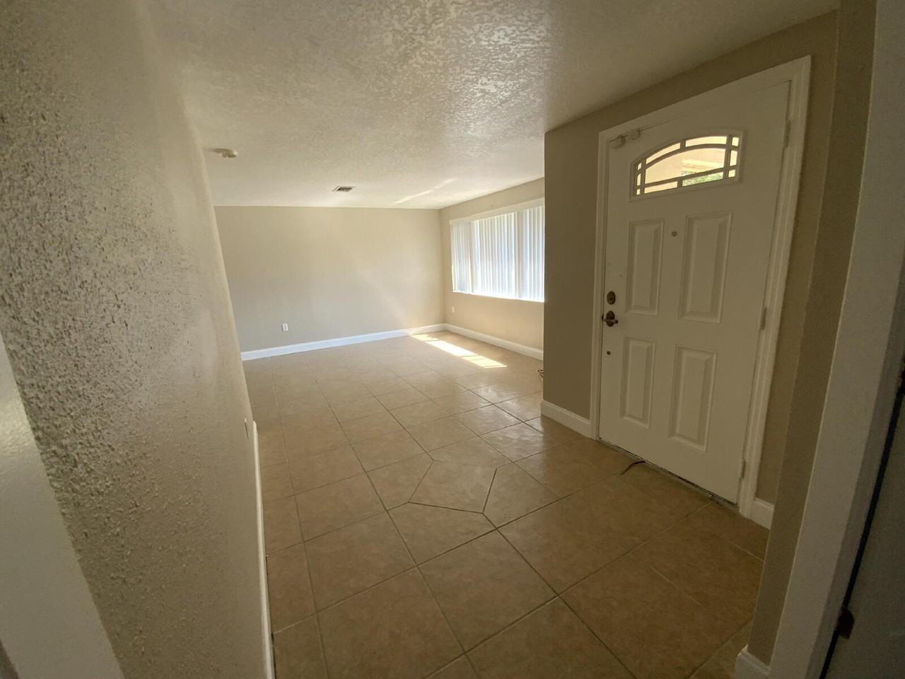 4625 Compass Ct - Photo 2 of 27