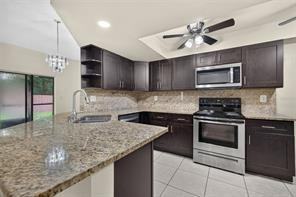 660 Royalty Ct - Photo 6 of 36