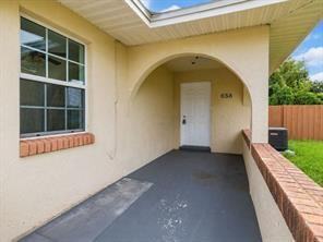 658 Royalty Ct - Photo 2 of 25