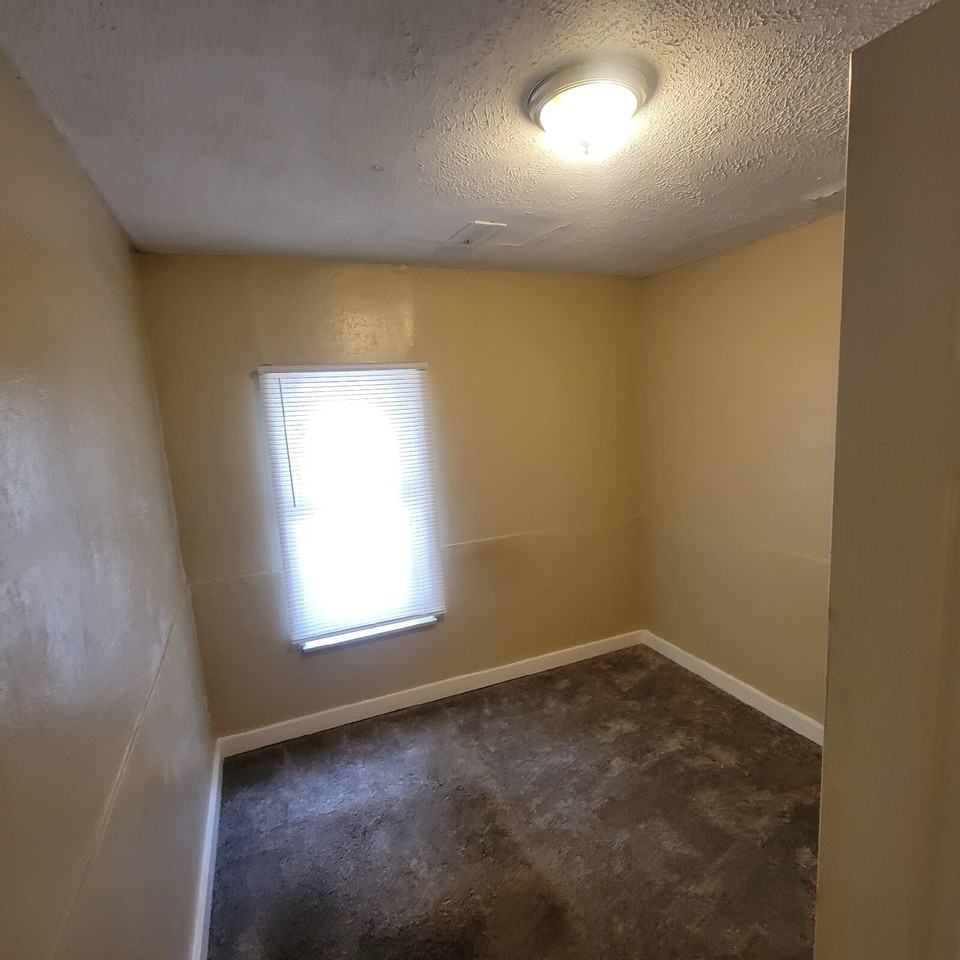 1350 Kappes St - Photo 5 of 7