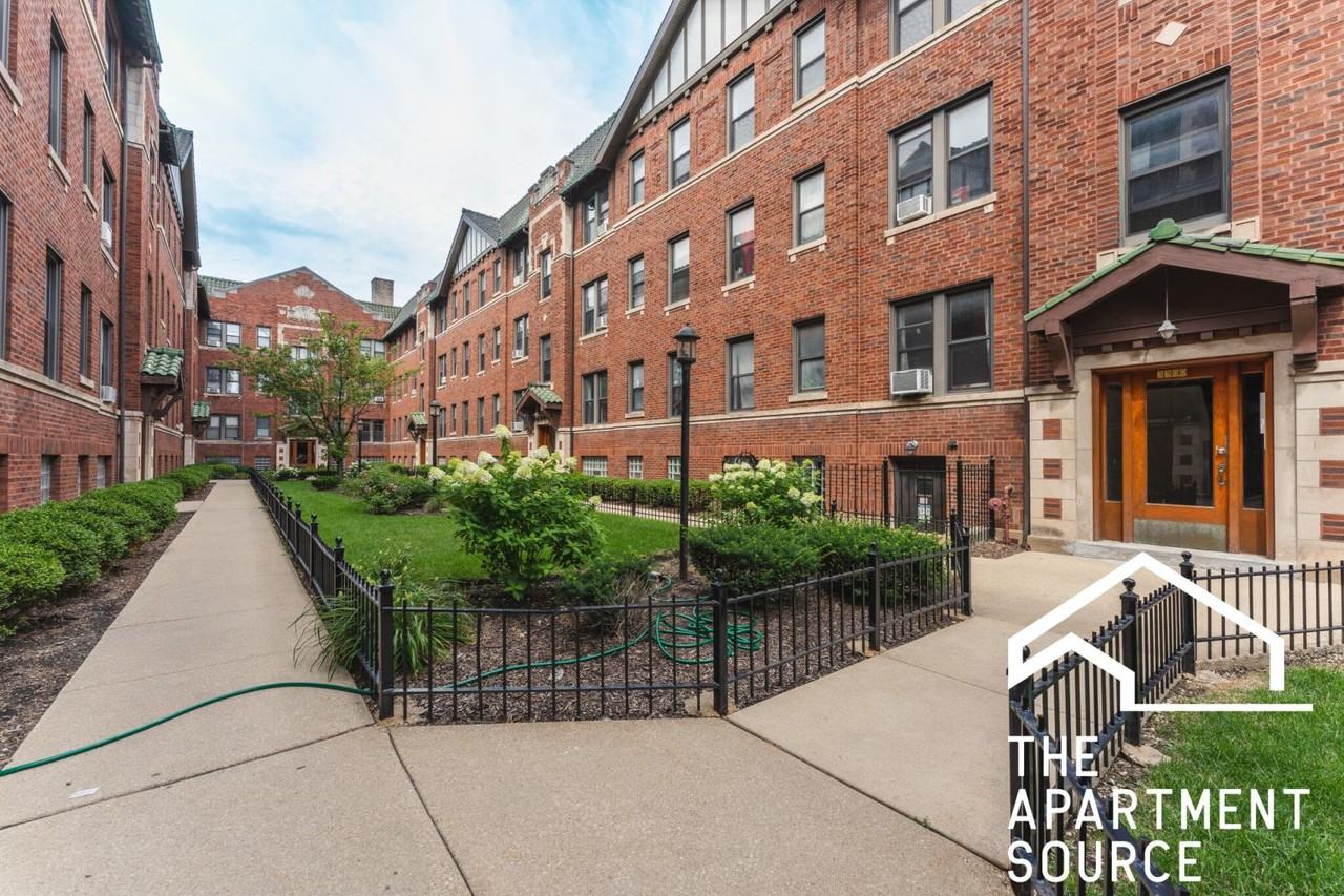 3306 W Schubert Ave #2N - Photo 6 of 6