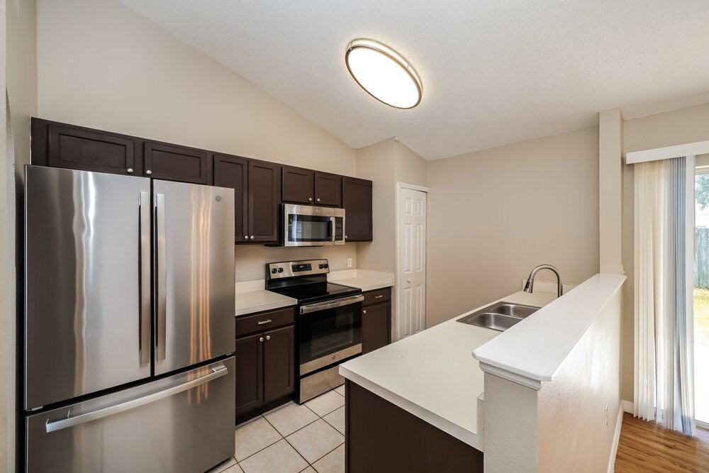 30250 Rattana Ct - Photo 7 of 16