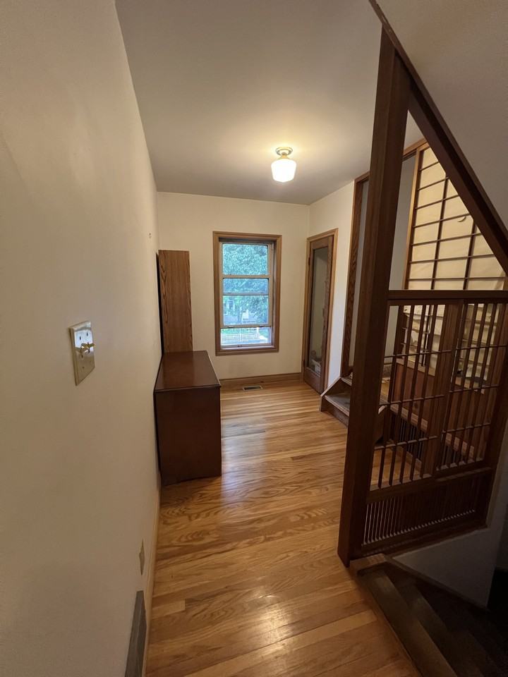 119 Hogarth Avenue - Photo 7 of 16