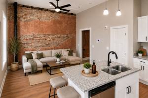 featured image of 128 N Water Ave