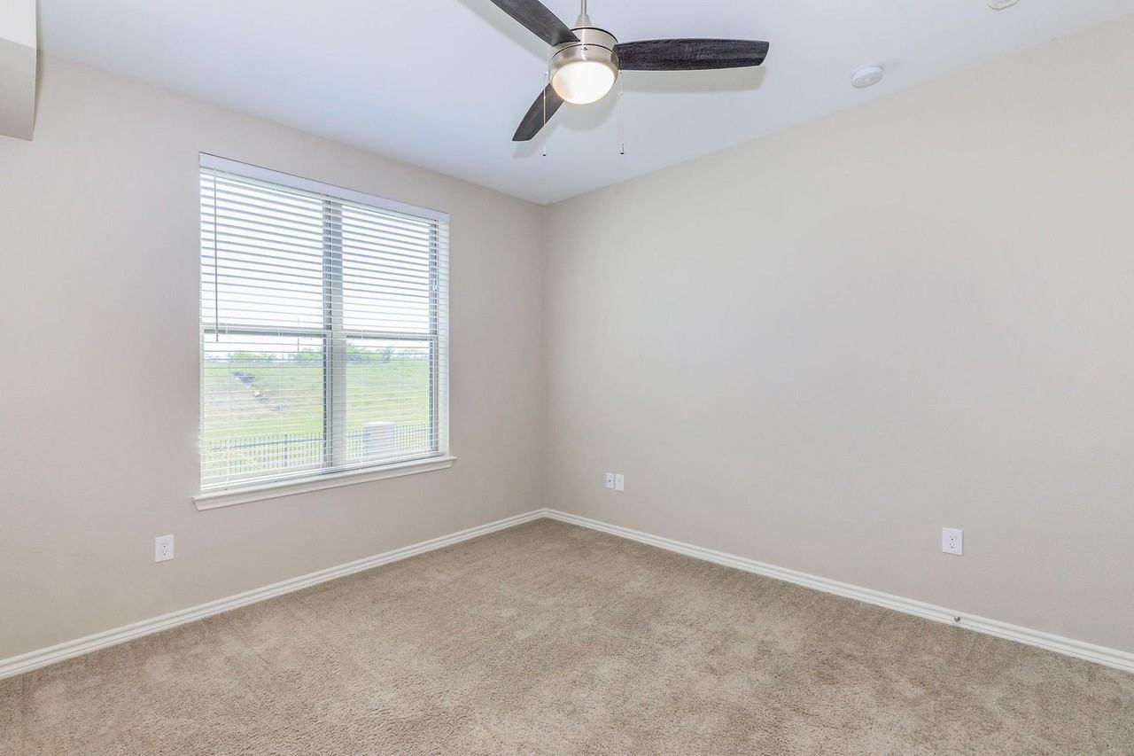 Midlothian Meadows - Photo 2 of 50
