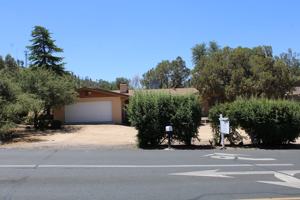 featured image of 903 Green Ln