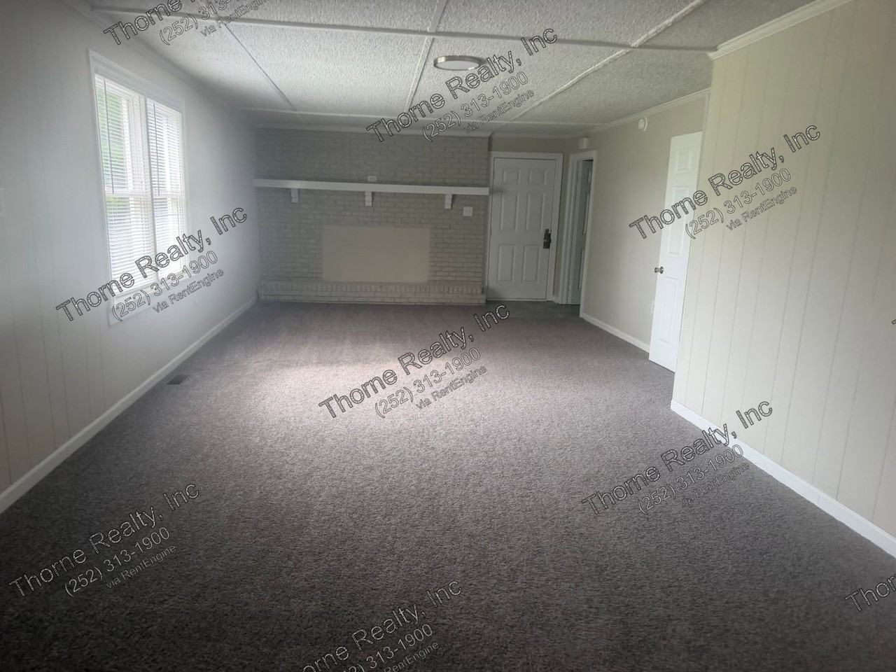 346 Paul St - Photo 6 of 11