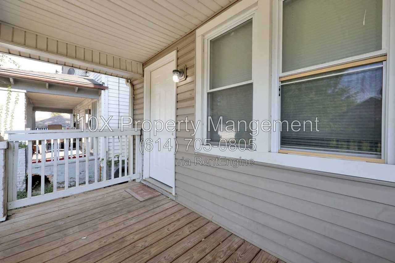 1088 Siebert St #1088-1090 - Photo 7 of 35
