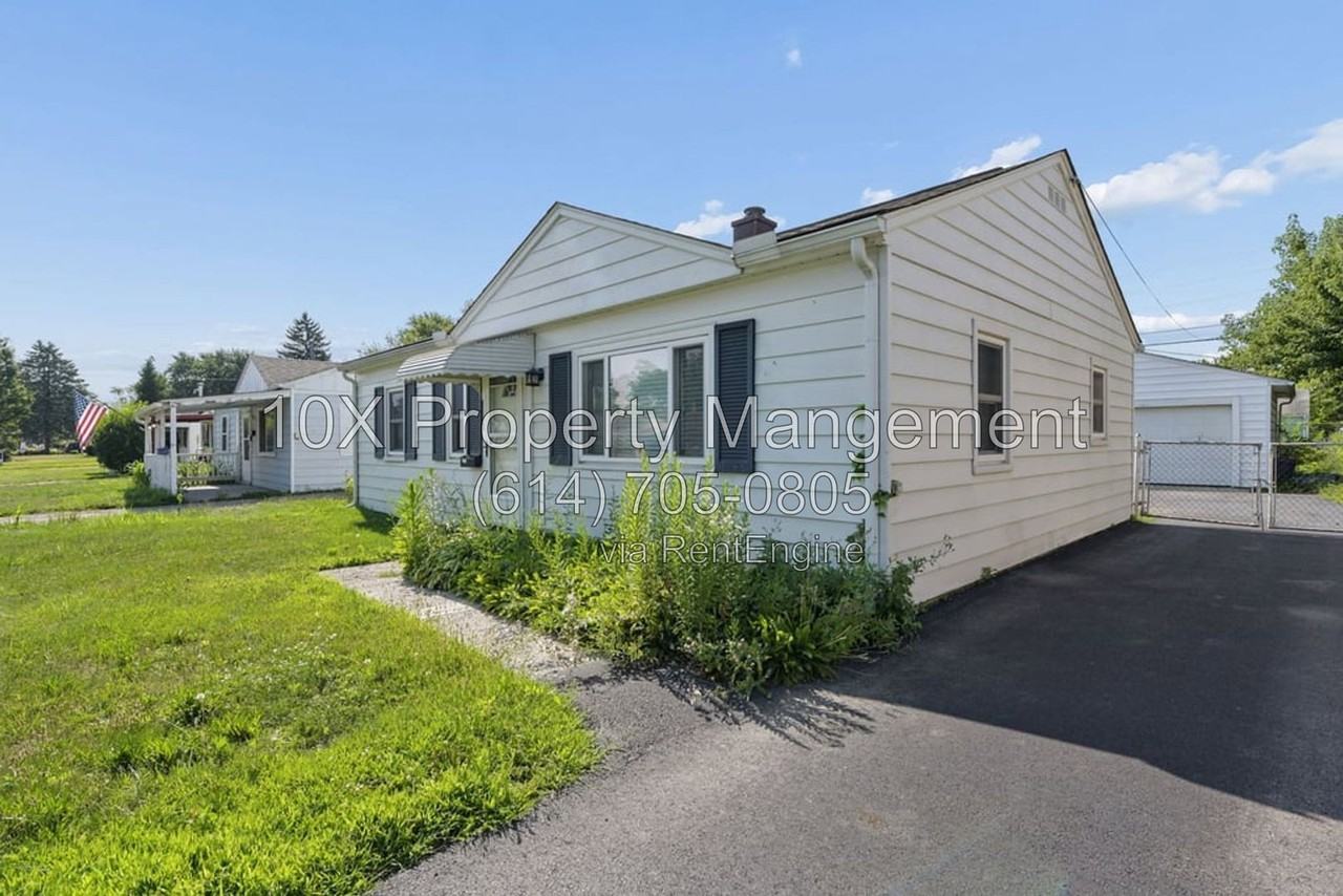 4493 Saint Ann Ln - Photo 6 of 28