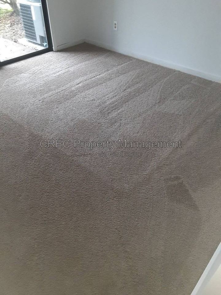 2736 Jobee Dr #3 - Photo 5 of 19
