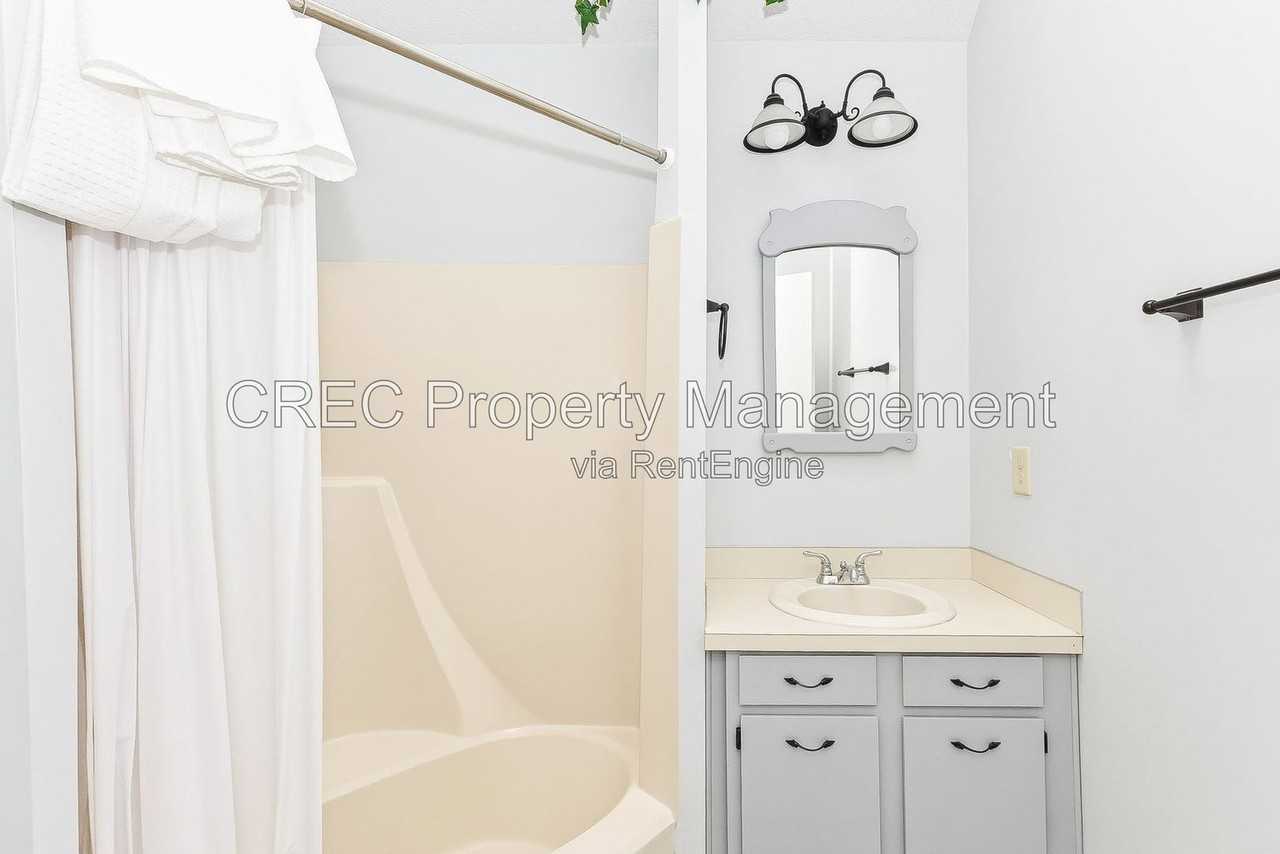 2173 Spoleto Ln E - Photo 7 of 15