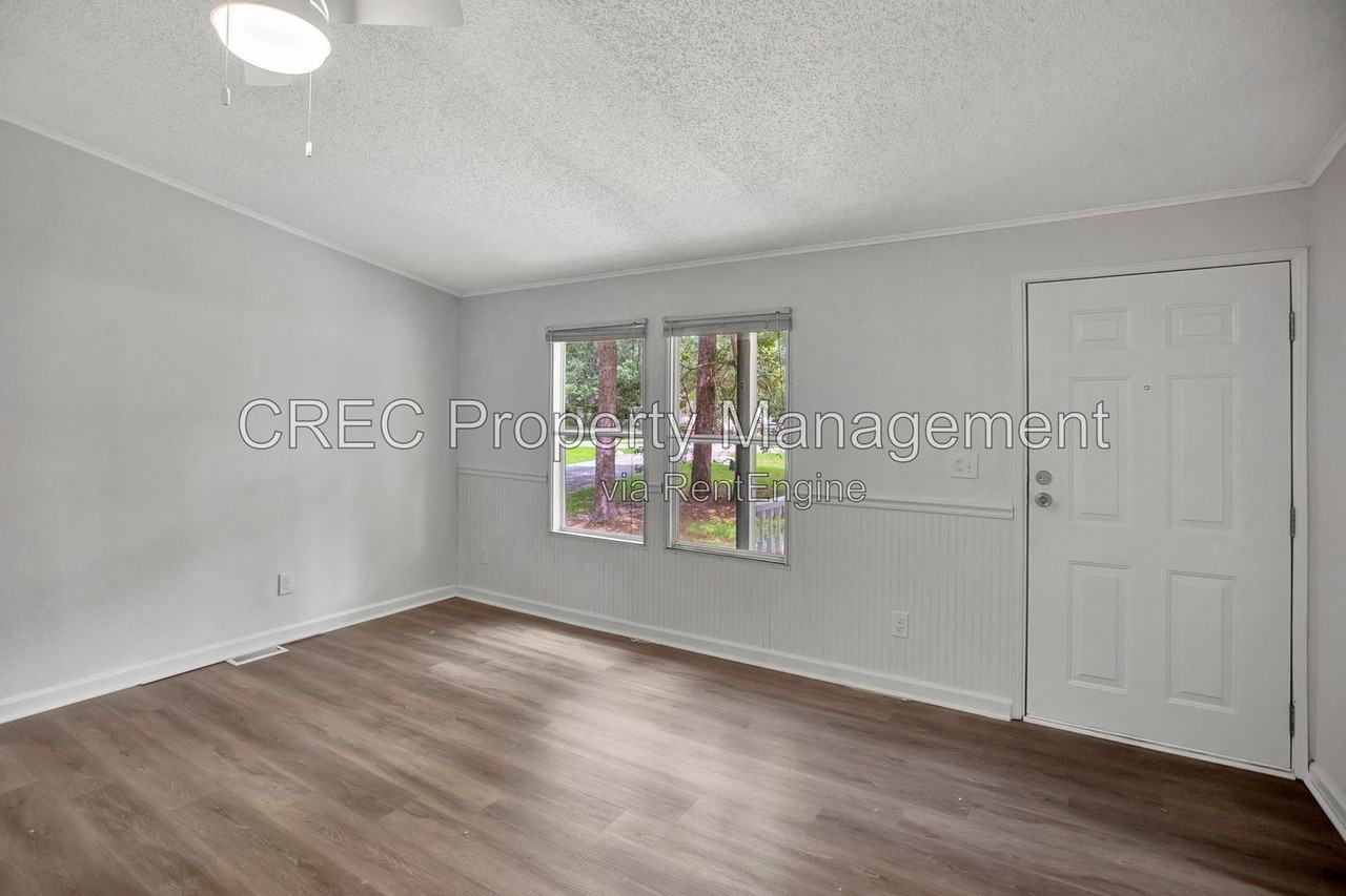 405 Vine St - Photo 6 of 29