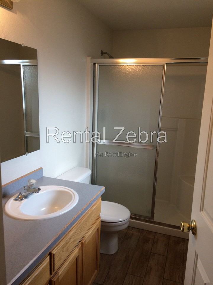 2279 Ne Cherry Loop - Photo 7 of 20