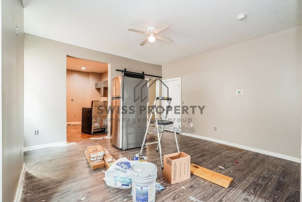69 Chicago Ave - Photo 5 of 15