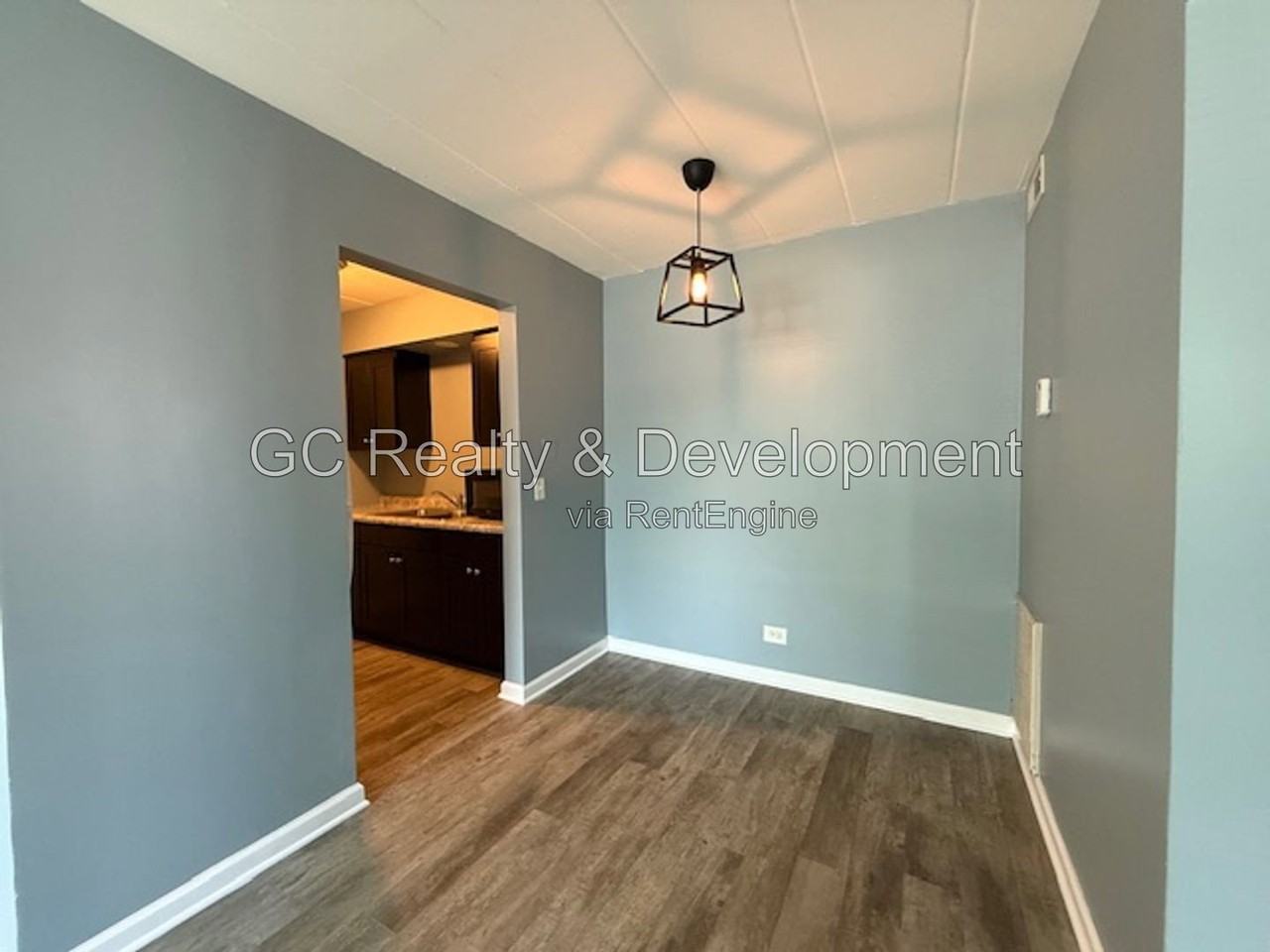 342 Wilson Ave #342A - Photo 4 of 12