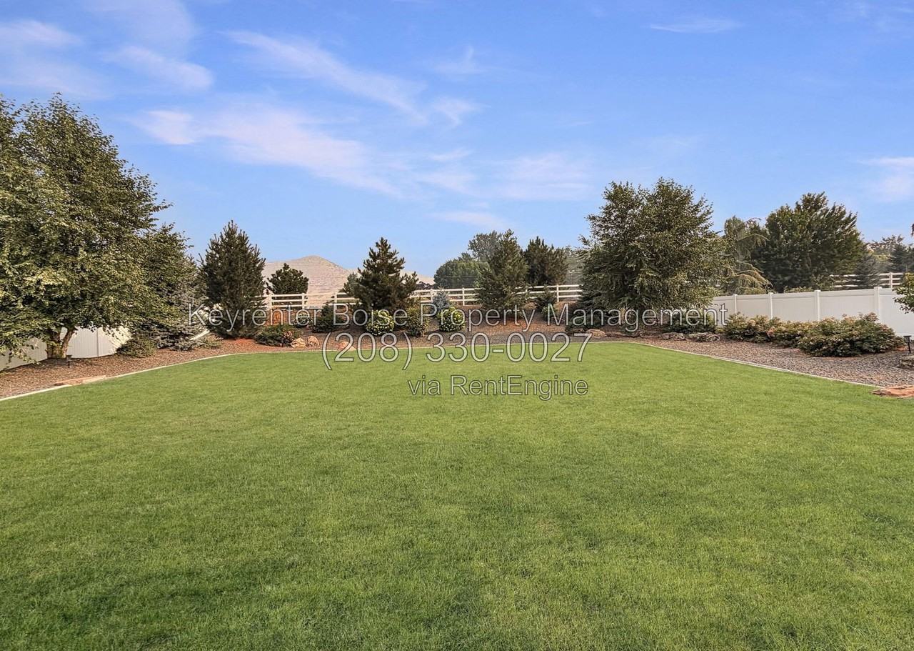 9540 W Mirror Pond Dr - Photo 5 of 6