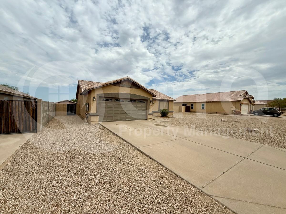 1710 E South Mountain Ave - Photo 3 of 21