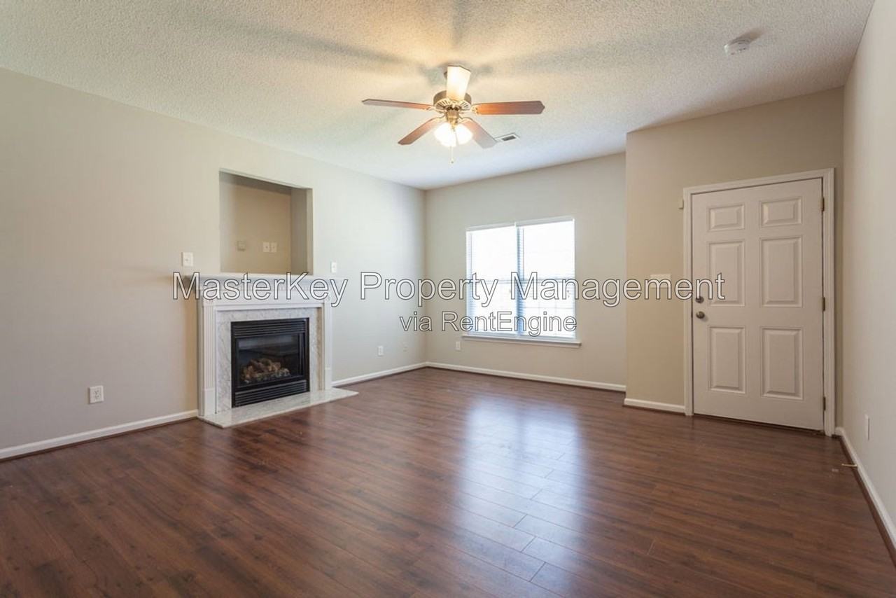 6925 Paint Rock Ln - Photo 2 of 18