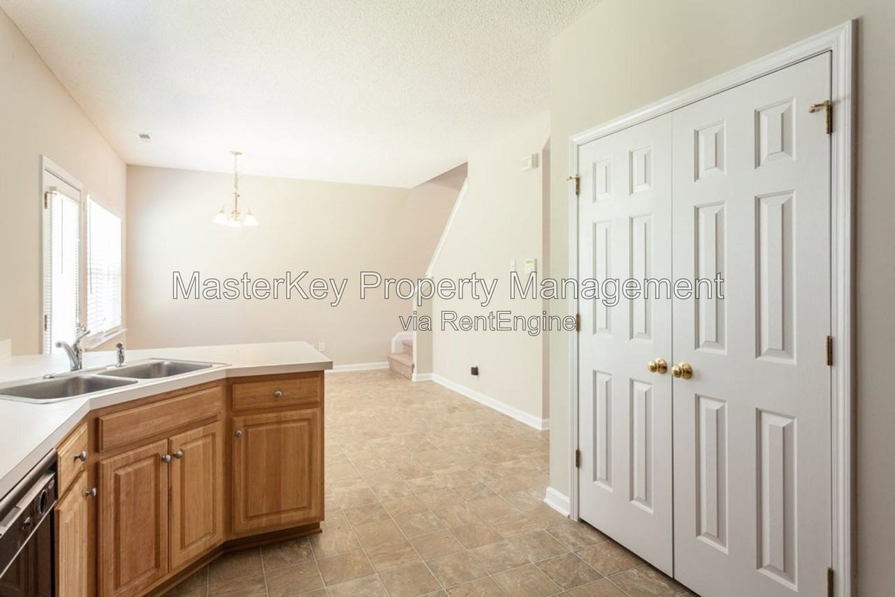 6925 Paint Rock Ln - Photo 7 of 18