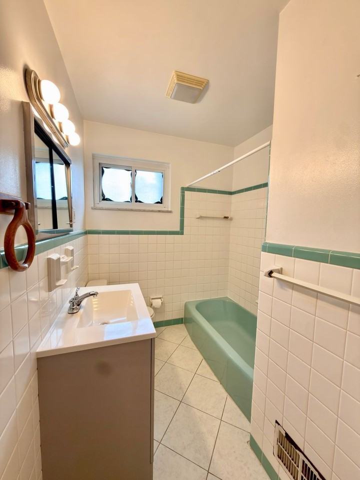 7860 Sequoia Ct - Photo 7 of 20