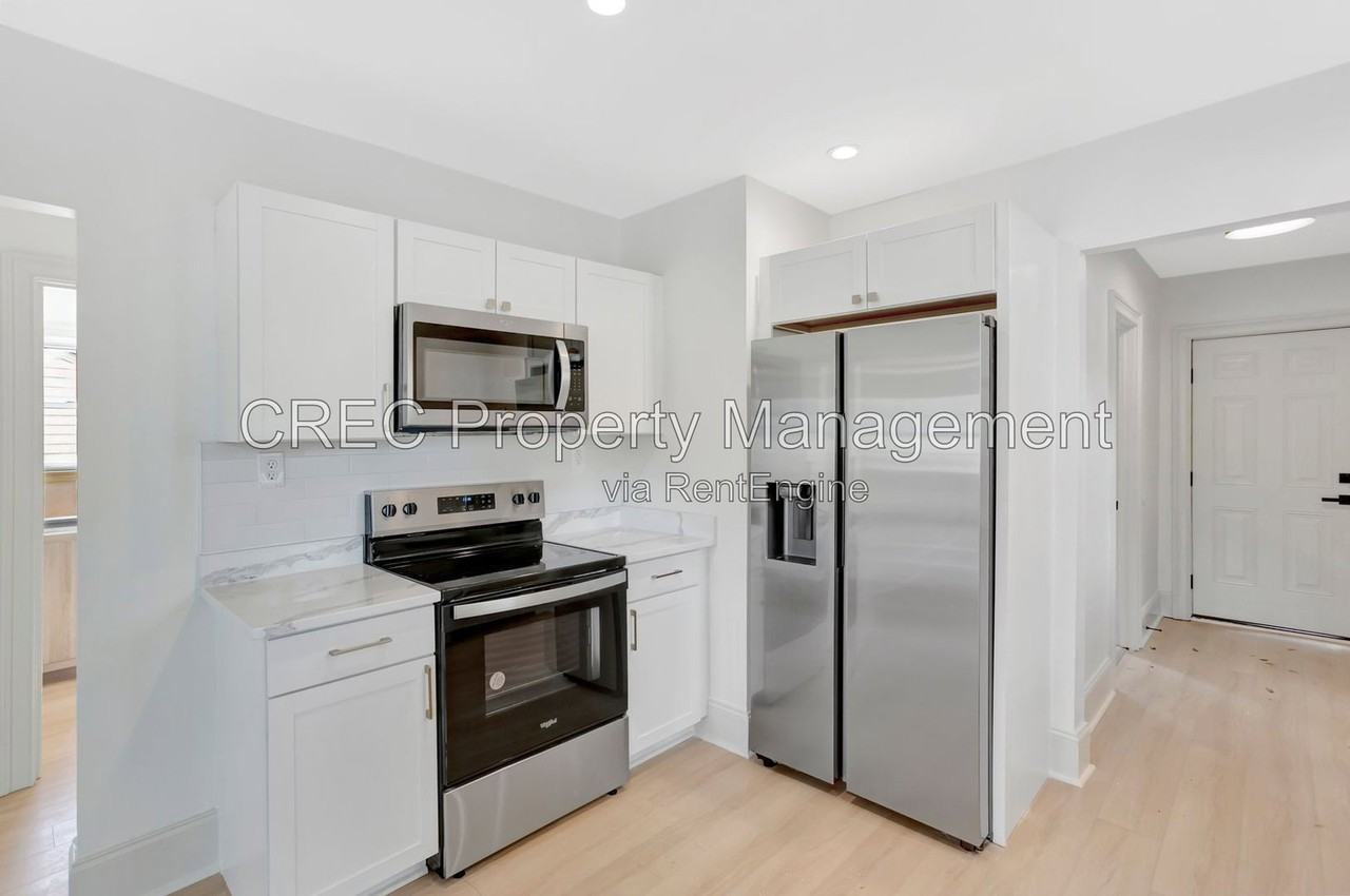 2642 Ferrara Dr - Photo 6 of 23