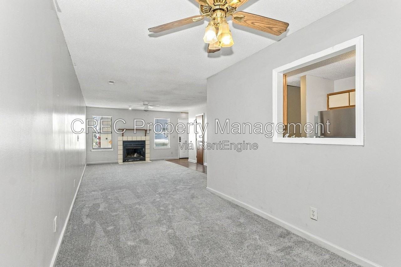 169 Pine Shadow Dr - Photo 3 of 19