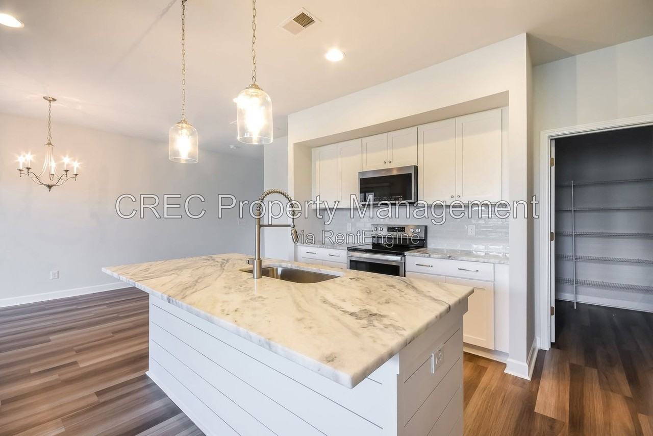 603 Mclernon Trce - Photo 3 of 31