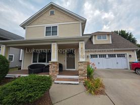 611 Marketplace Blvd - Photo 1 of 1