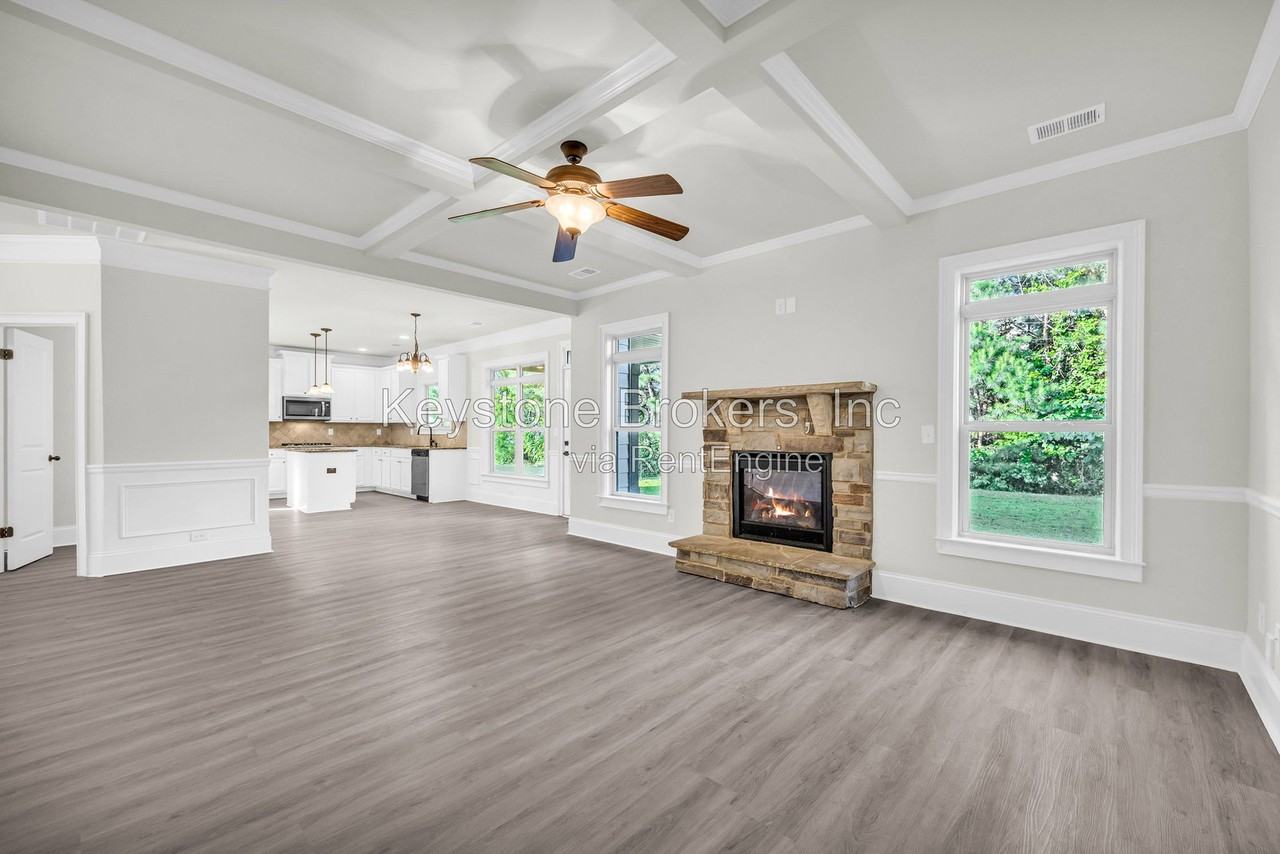 1216 Trophy Club Ave - Photo 7 of 25