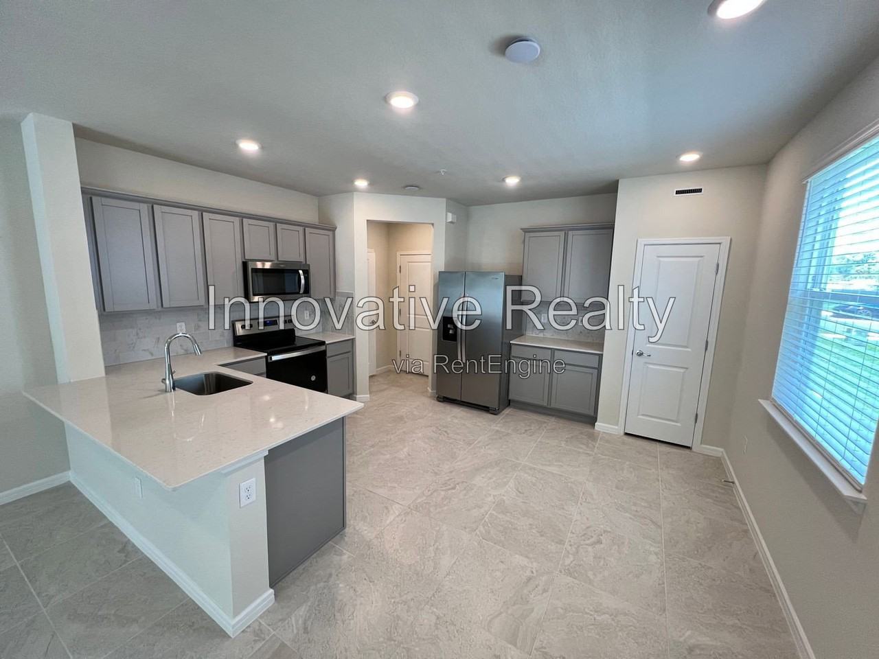 2895 Clever Ln - Photo 2 of 29