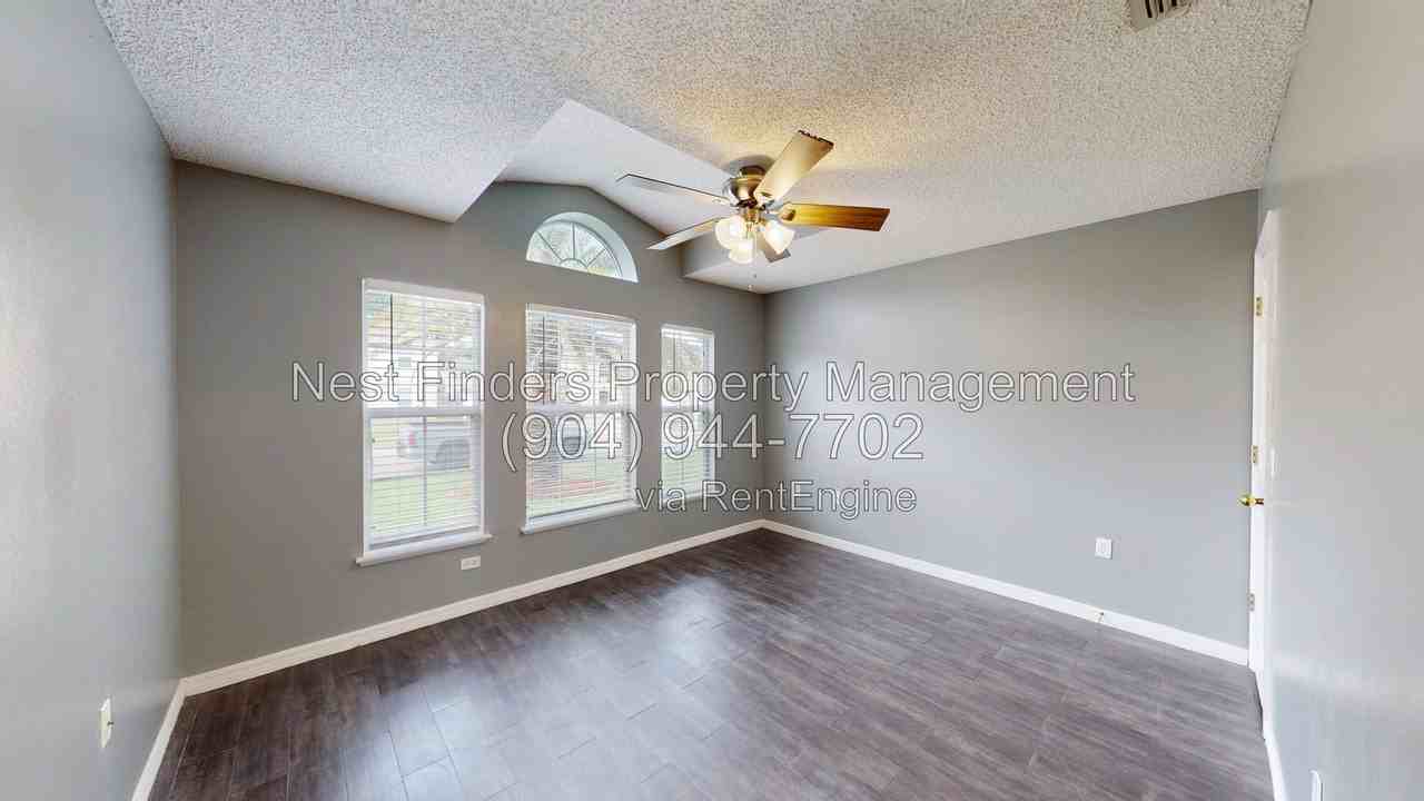 3212 Shadow Creek Rd - Photo 7 of 34