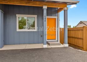 featured image of 1684 Sw Salmon Ave