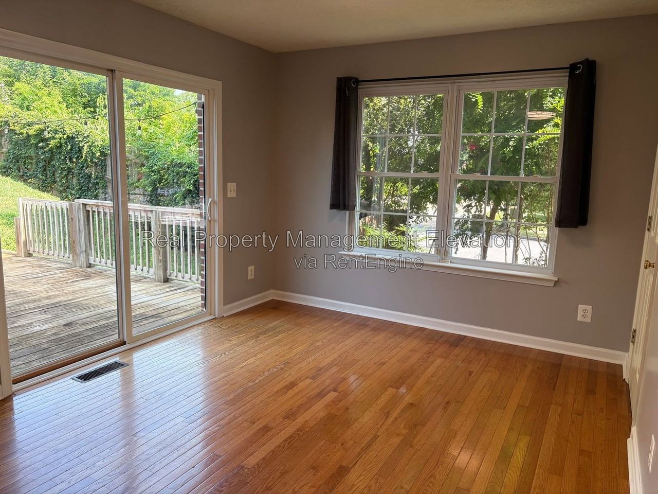 2027 Harvest Dr - Photo 5 of 16
