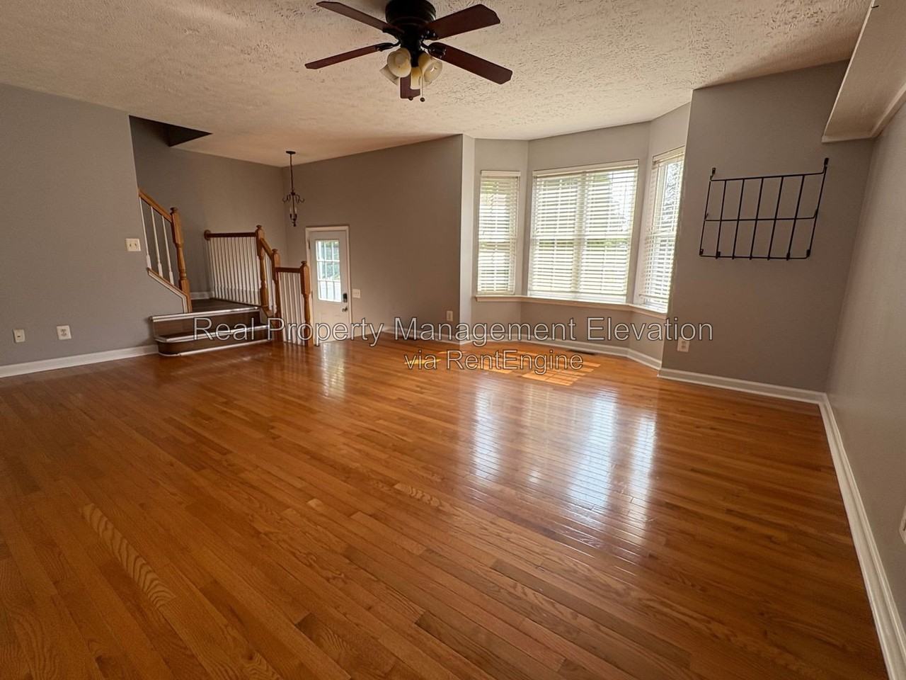 2027 Harvest Dr - Photo 6 of 16