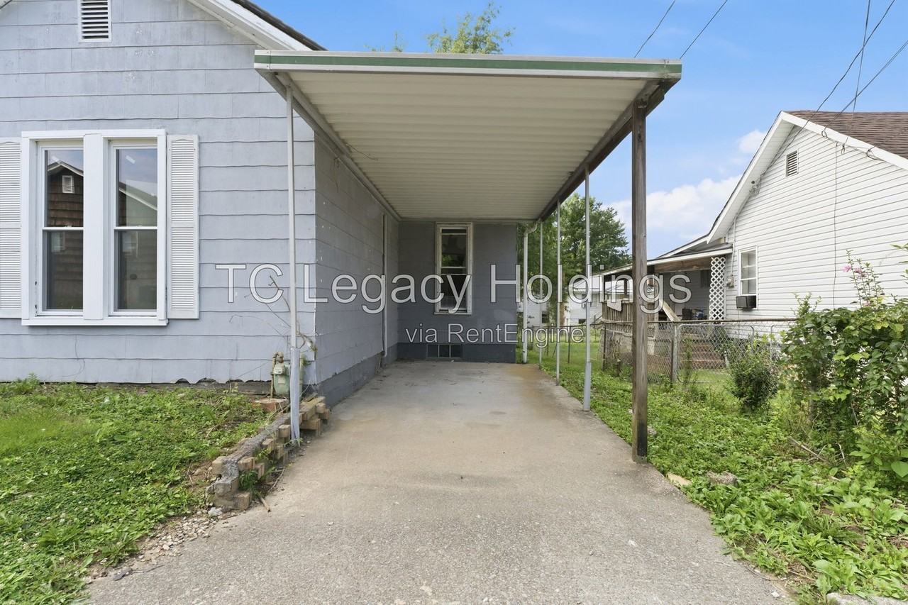 502 Cottage Ave - Photo 3 of 35