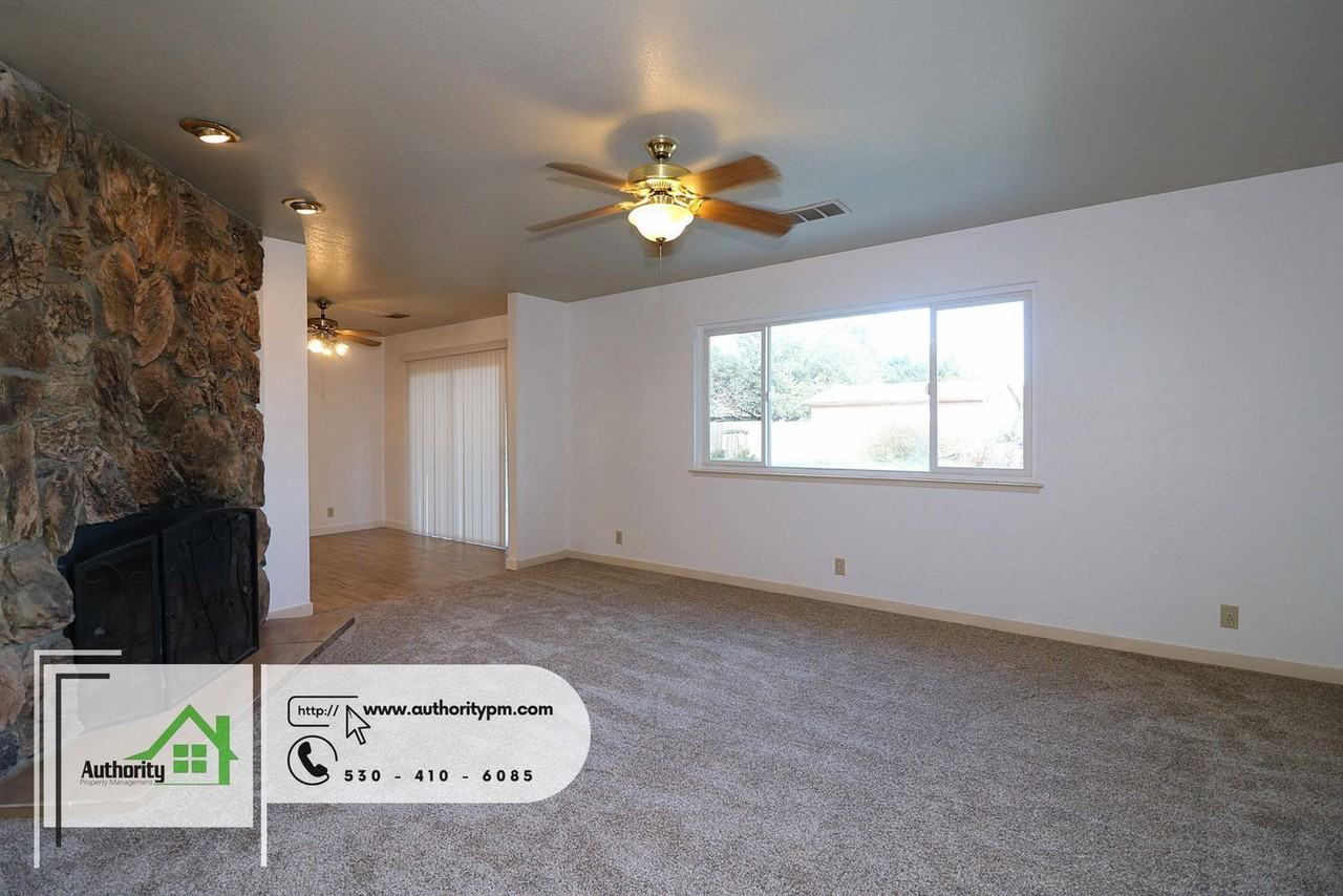 3751 Harrow Ct - Photo 5 of 21