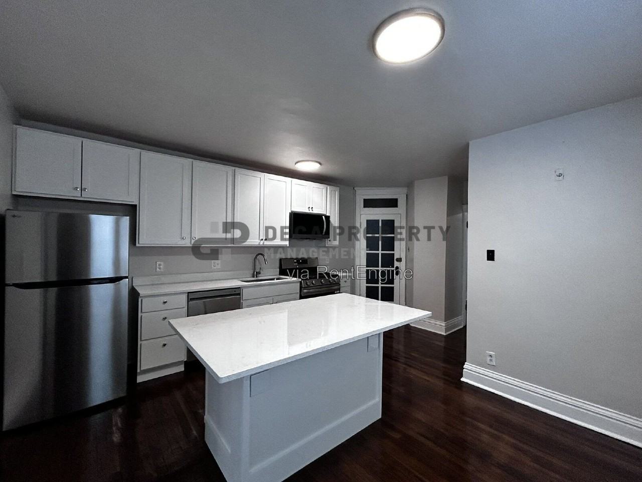 2856 Shenandoah Ave #1W - Photo 4 of 13