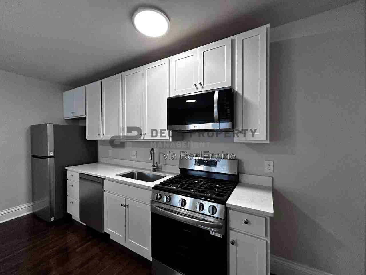 2856 Shenandoah Ave #1W - Photo 6 of 13