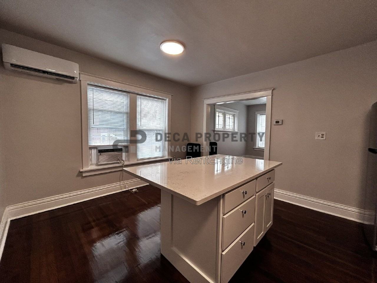 2856 Shenandoah Ave #1W - Photo 7 of 13