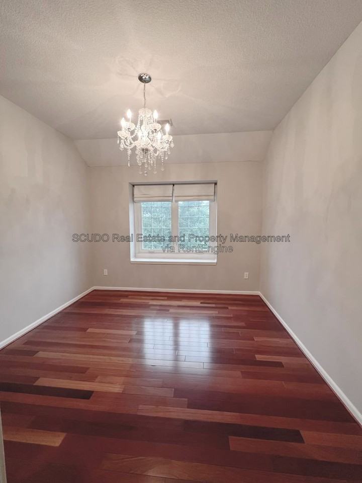 11453 Cody St - Photo 6 of 15