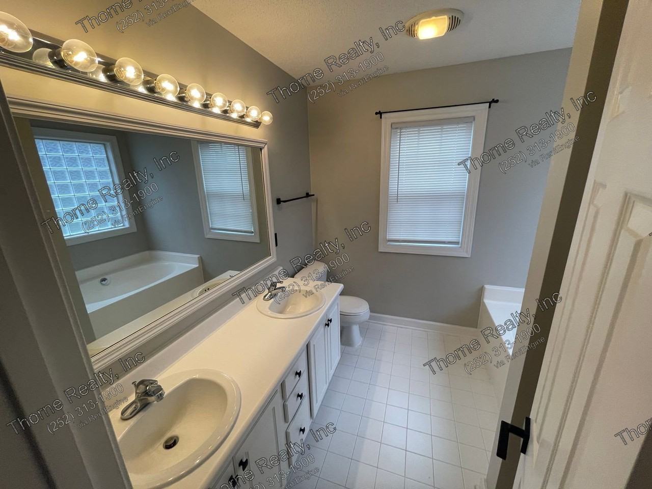 1845 Bridgewood Rd - Photo 7 of 13