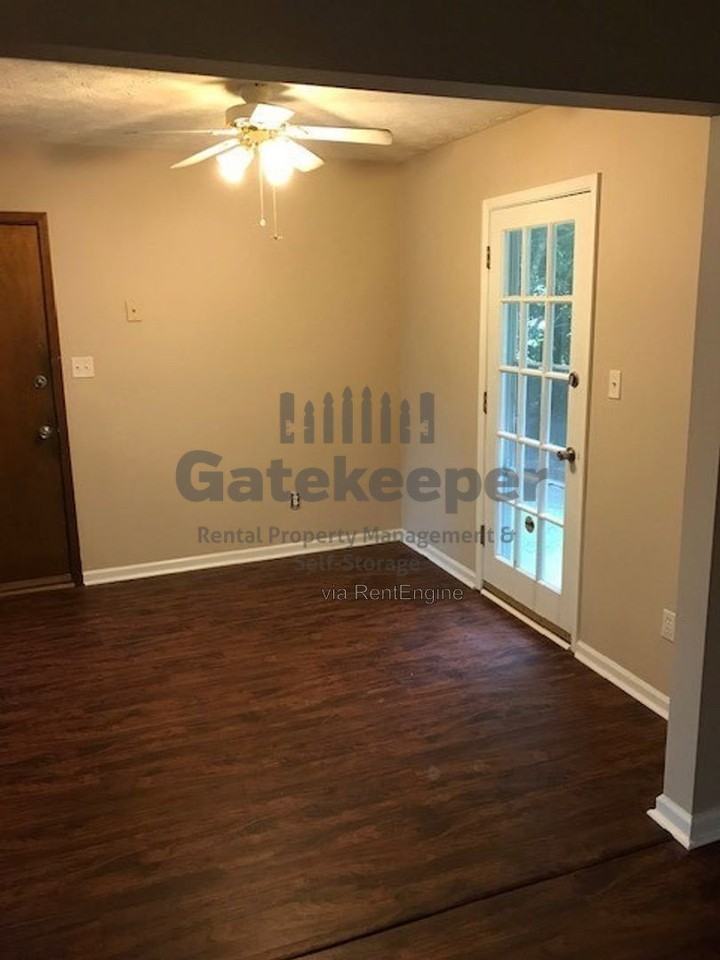 207 Meadow Run - Photo 4 of 11