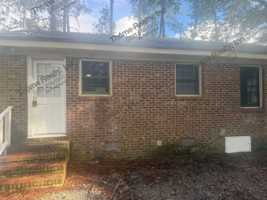 featured image of 1620 Charter Dr