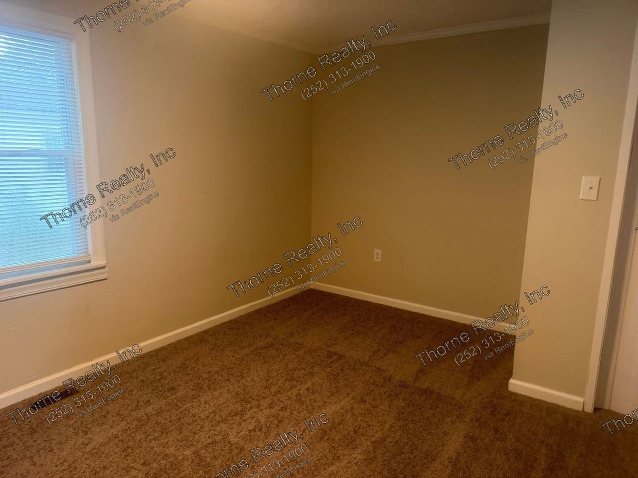 1620 Charter Dr - Photo 4 of 10