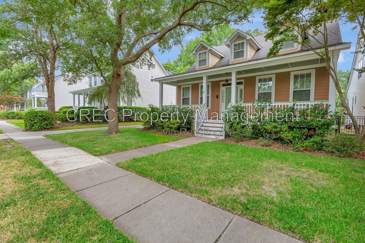1071 Barfield St - Photo 2 of 41