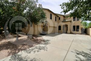 featured image of 226 E Clairidge Dr