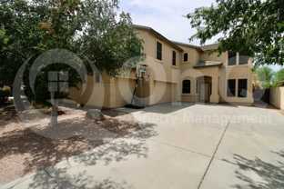 226 E Clairidge Dr - Photo 1 of 1