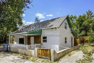812 5th St #C - Photo 1 of 1